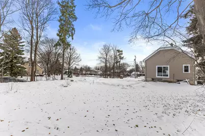 202 W Brown Deer Rd, Bayside, WI 53217 - Photo 31