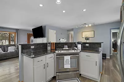 N84W15170  Knoll Ter, Menomonee Falls, WI 53051 - Photo 9