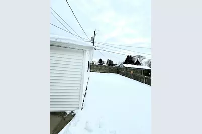 1531  Bryn Mawr Ave, Racine, WI 53403 - Photo 5