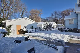 1634 Chestnut St, South Milwaukee, WI 53172 - Photo 23