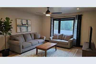 13207  Pioneer Rd, Meeme, WI 53063 - Photo 11