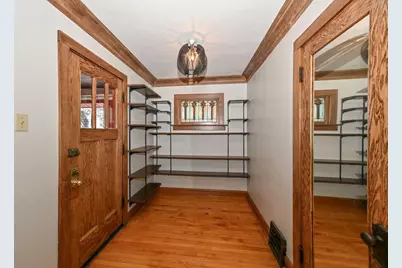 2824 S Lenox St, Milwaukee, WI 53207 - Photo 5
