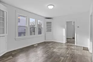 2409 N 21st St, Milwaukee, WI 53206 - Photo 9