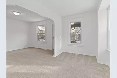 2409 N 21st St, Milwaukee, WI 53206 - Photo 15