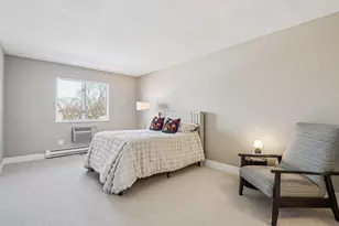 303 E Henry Clay St, Whitefish Bay, WI 53217 - Photo 11