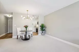 303 E Henry Clay St, Whitefish Bay, WI 53217 - Photo 19