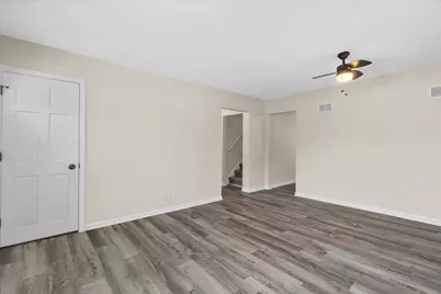 4655 N 20th St, Milwaukee, WI 53209 - Photo 9