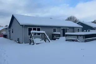 5934 Regency Hills Dr, Racine, WI 53406 - Photo 3