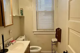 2210 N 34th St, Milwaukee, WI 53208 - Photo 9