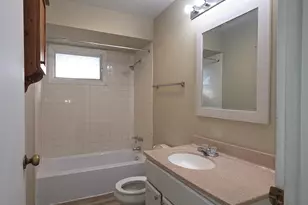 217 S Cross St, Oconomowoc, WI 53066 - Photo 3