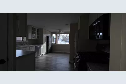 217 S Cross St #Lower, Oconomowoc, WI 53066 - Photo 13