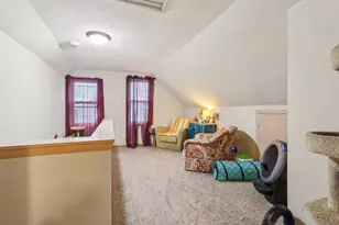 3781 S 21st St, Milwaukee, WI 53221 - Photo 11