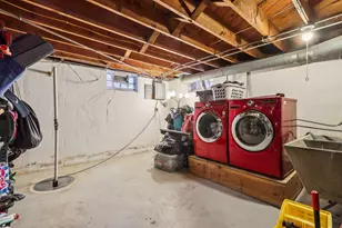 3781 S 21st St, Milwaukee, WI 53221 - Photo 13