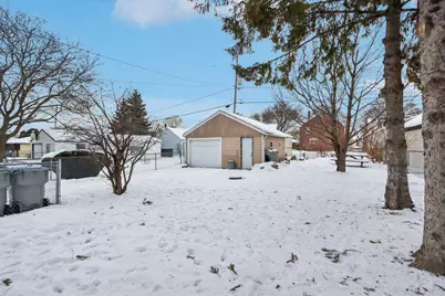3781 S 21st St, Milwaukee, WI 53221 - Photo 19