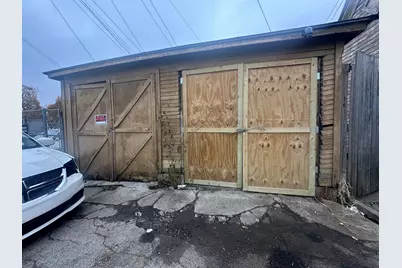 2463 N 22nd St, Milwaukee, WI 53206 - Photo 21