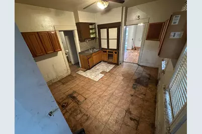 2463 N 22nd St, Milwaukee, WI 53206 - Photo 23