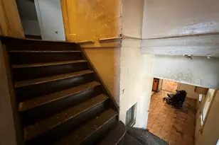 2463 N 22nd St, Milwaukee, WI 53206 - Photo 9