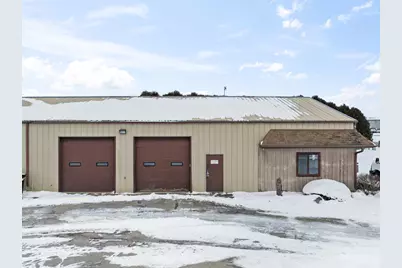 600  Nathan Ln, Elkhorn, WI 53121 - Photo 3