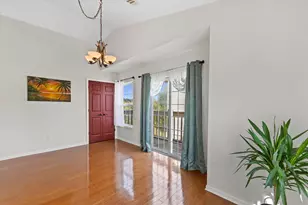 9285 S 51st St, Franklin, WI 53132 - Photo 9