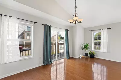 9285 S 51st St, Franklin, WI 53132 - Photo 11