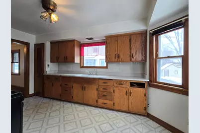 4123 W Good Hope Rd, Milwaukee, WI 53209 - Photo 5