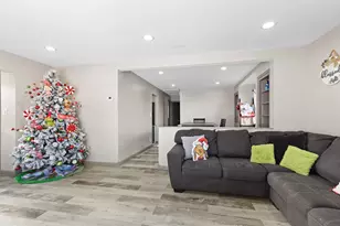 2839 S 46th St, Milwaukee, WI 53219 - Photo 17