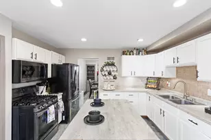 2839 S 46th St, Milwaukee, WI 53219 - Photo 3