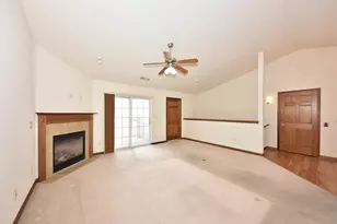 21834 N Weather Edge Cir, Lannon, WI 53046 - Photo 5