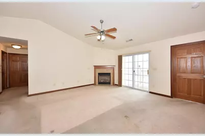 21834 N Weather Edge Cir #A, Lannon, WI 53046 - Photo 3