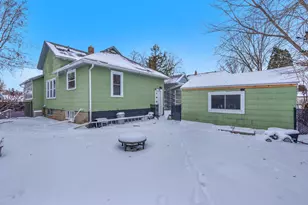 666 W 9th Ave, Oshkosh, WI 54902 - Photo 25