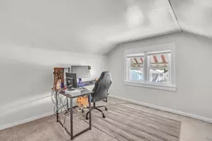 666 W 9th Ave, Oshkosh, WI 54902 - Photo 13