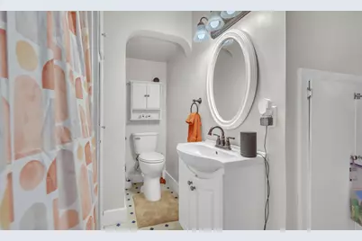 666 W 9th Ave, Oshkosh, WI 54902 - Photo 17