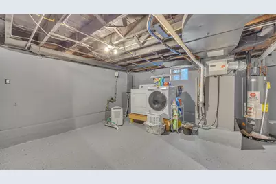 666 W 9th Ave, Oshkosh, WI 54902 - Photo 19