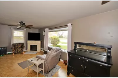 1036  Orchard St, Racine, WI 53405 - Photo 3