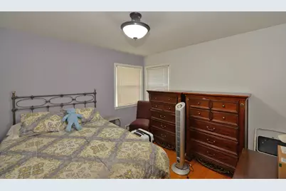 1036  Orchard St, Racine, WI 53405 - Photo 15