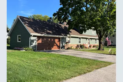 W163S7358  Bay Lane Dr, Muskego, WI 53150 - Photo 1