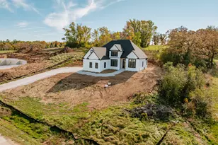 2417 Troy Hill Ct, East Troy, WI 53120 - Photo 3