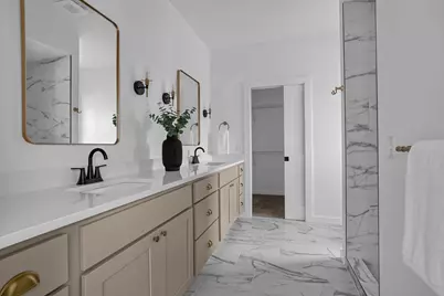 633  Lewis Ct, Holmen, WI 54636 - Photo 15