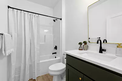 826  Clark Ln, Holmen, WI 54636 - Photo 11