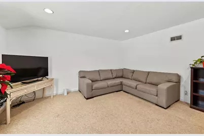 412 E Spooner Rd, Fox Point, WI 53217 - Photo 3