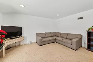 412 E Spooner Rd, Fox Point, WI 53217 - Photo 3