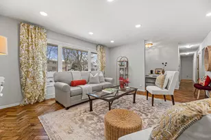 8155 N Mohawk Rd, Fox Point, WI 53217 - Photo 5