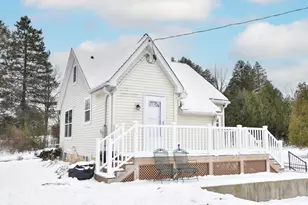 560 W Chestnut St, Port Washington, WI 53074 - Photo 19