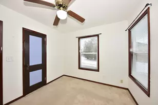 560 W Chestnut St, Port Washington, WI 53074 - Photo 13