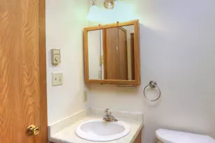 3227 W Meadows Ct, Sheboygan, WI 53081 - Photo 19