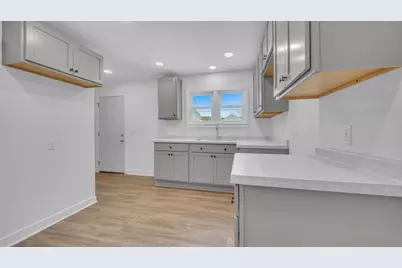 922  Kentucky Ave, Sheboygan, WI 53081 - Photo 11