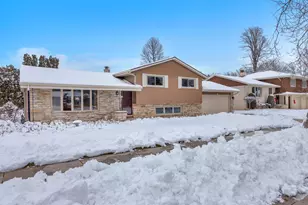 2324 Silver Leaf Ln, Sheboygan, WI 53083 - Photo 1