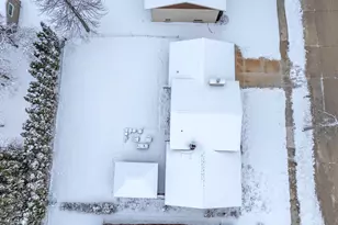 2324 Silver Leaf Ln, Sheboygan, WI 53083 - Photo 25