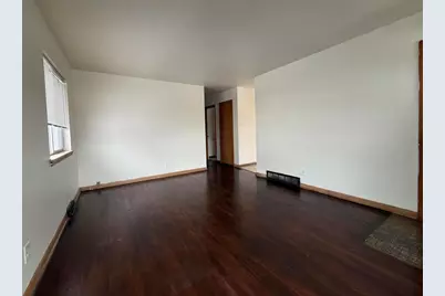 5736 N 96th St, Milwaukee, WI 53225 - Photo 5