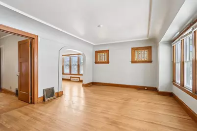 5402 N 41st St, Milwaukee, WI 53209 - Photo 3